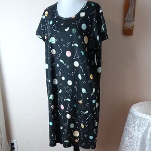 NWT Pnaeong Nightshirt